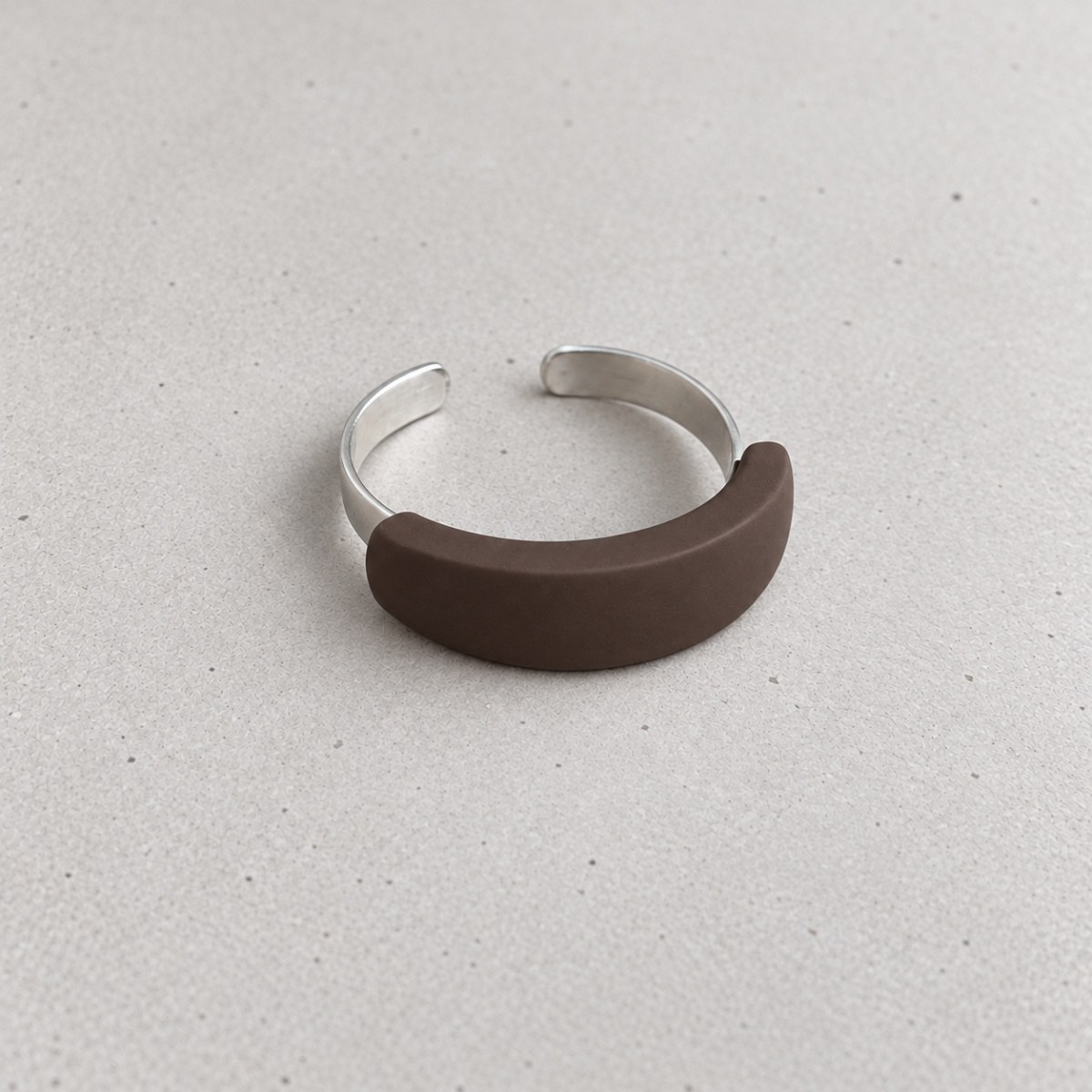 LINE BROWN
